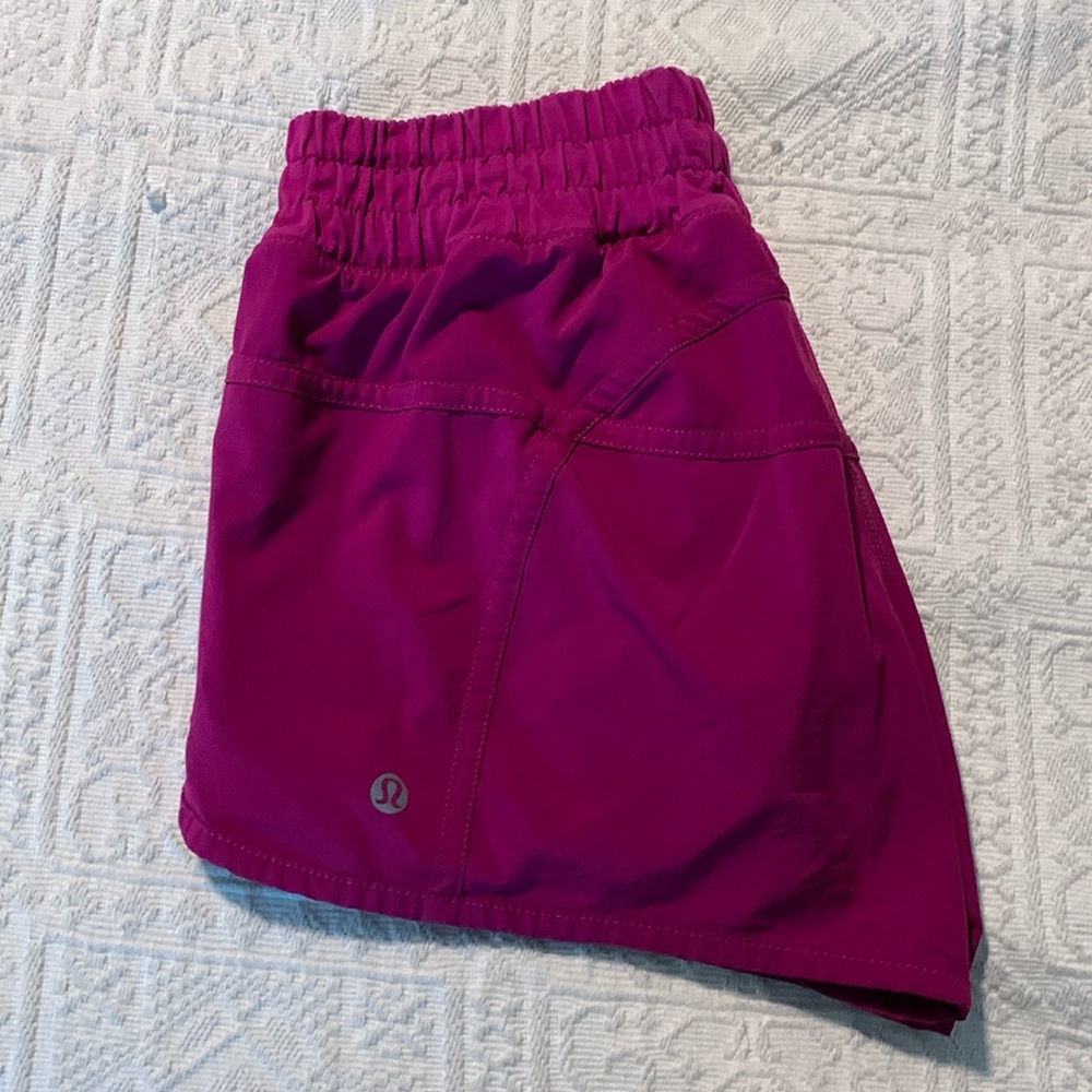 Lululemon size 4 shorts